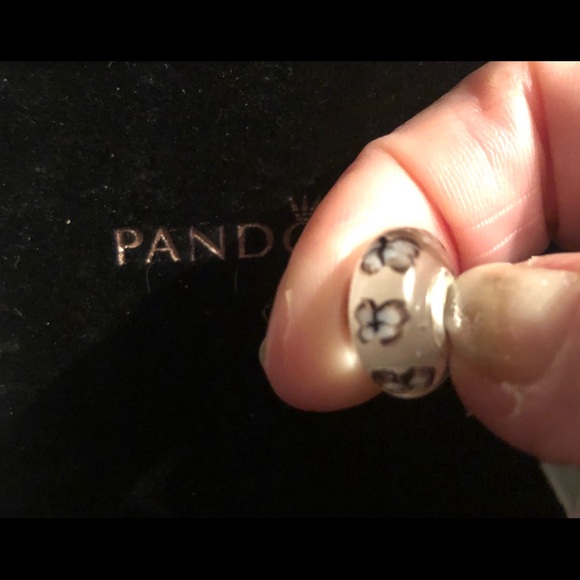Pandora BUTTERFLY Murano GLASS CHARM, 797893 - Picture 3 of 5